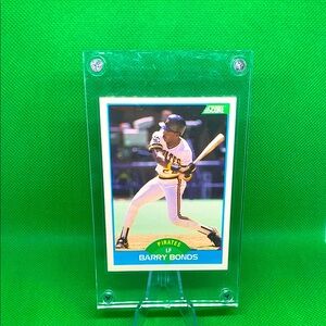 Barry Bonds 1989 Topps MLB Baseball Card with Protective Case Pittsburgh Pirates